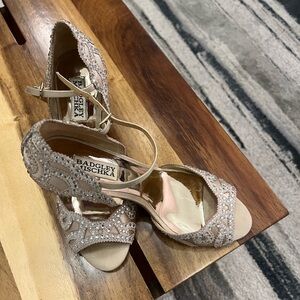 BADGLEY MISCHKA size 8